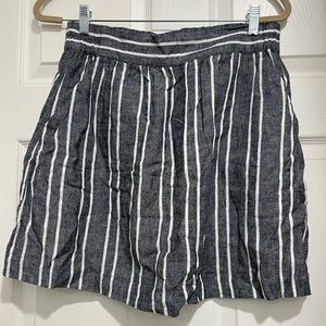 Loft brand Knee Length skirt Size S in Black and white stripes